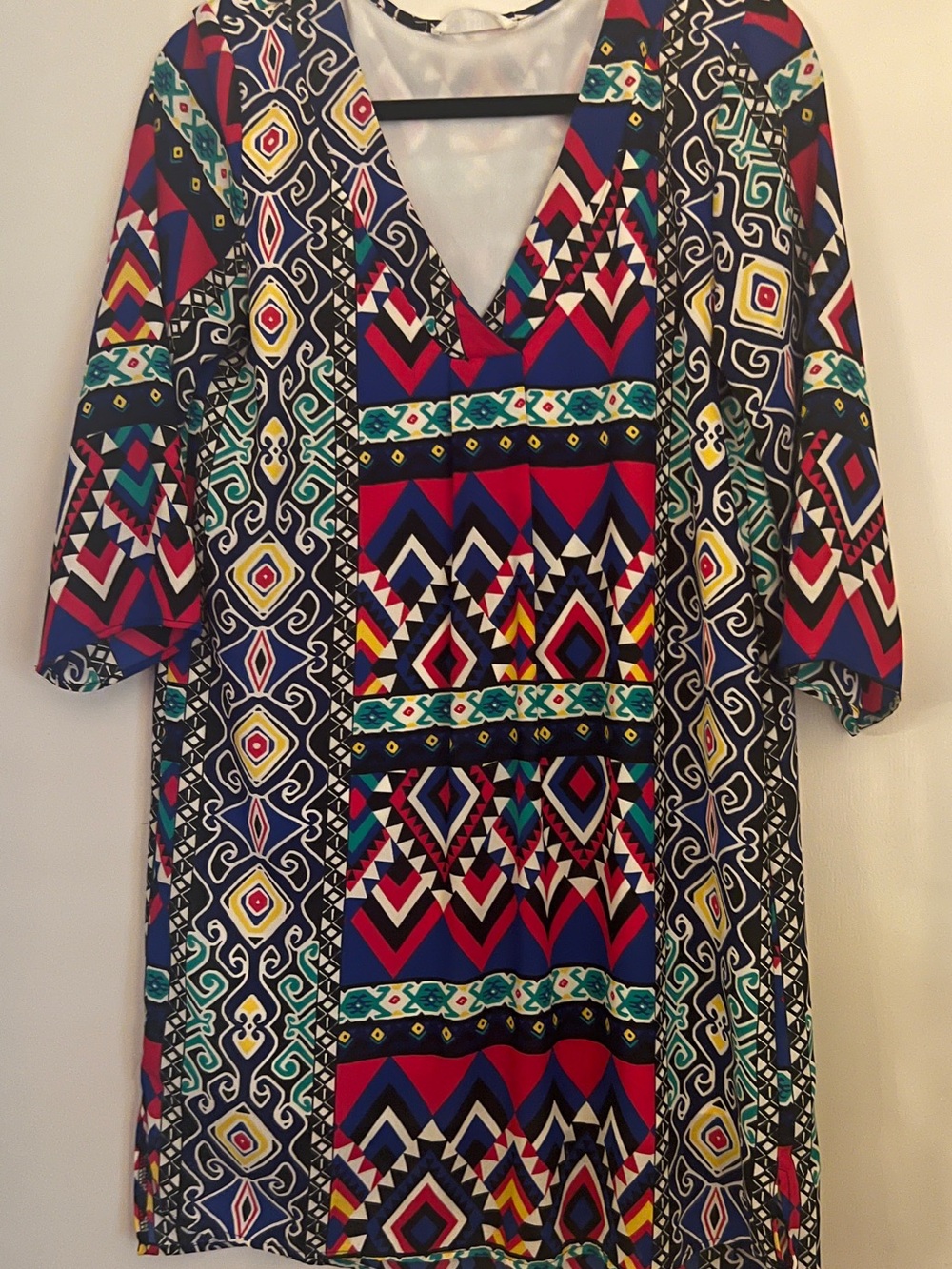 Peach Love California Multicolor Geometric V-Neck Tunic
